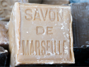 Lire la suite à propos de l’article Où trouver du vrai savon de Marseille ?